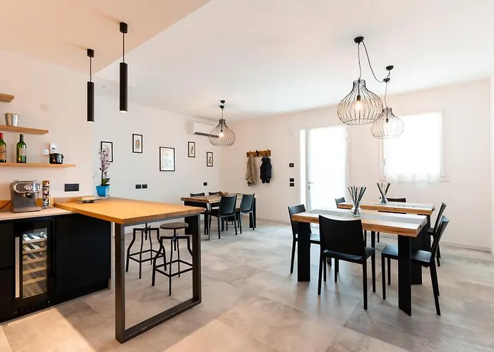 Tommyhouse Casa de hóspedes